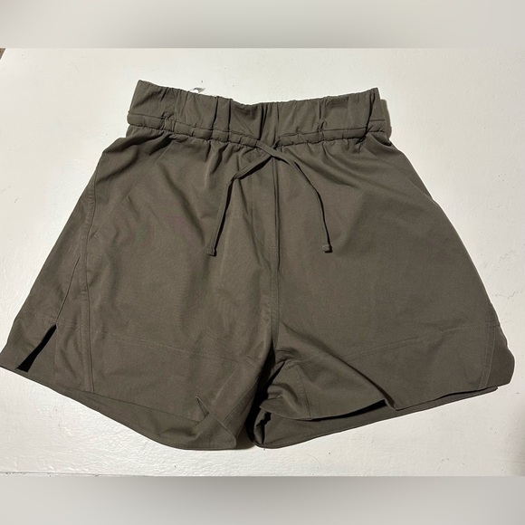 Lululemon drawstring women’s shorts XXXS - Picture 1 of 4